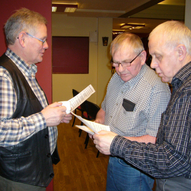 3d2a8f3d72bcef73bf81d0e8e502aa25