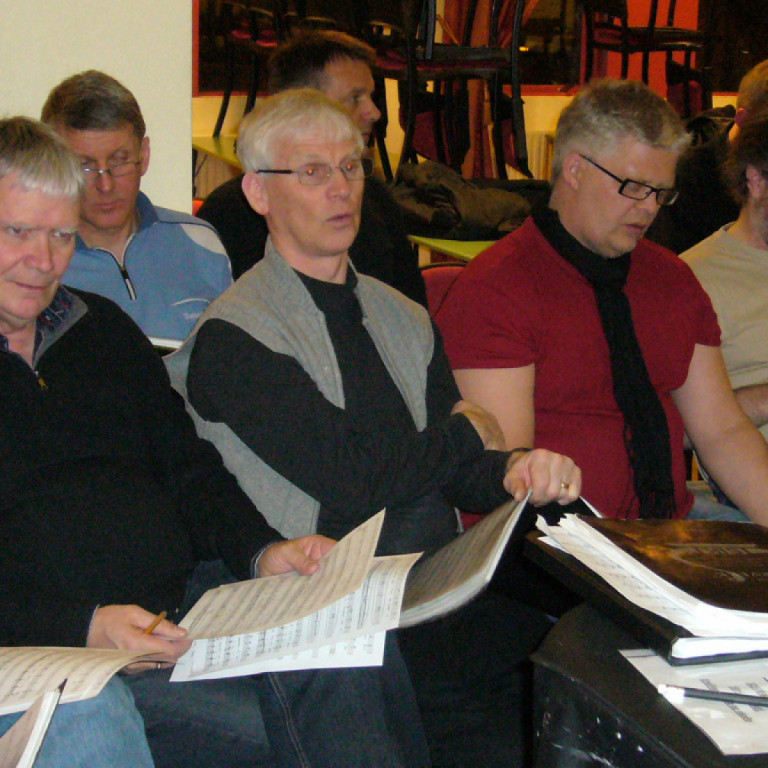 384615842e207f81b28766bebb1cd641