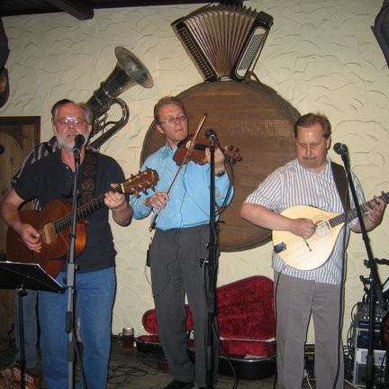 8a621310d1f31444475e1f34c5d09bcd