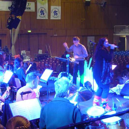 afb717a6511f9bc13a999c26db92a09e