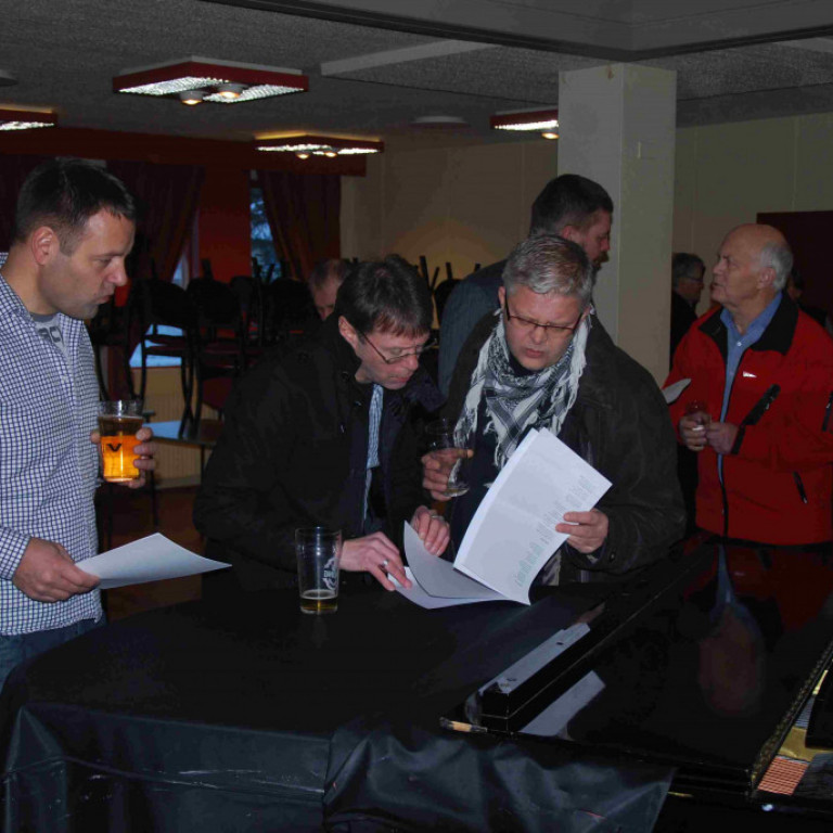 668807aefaee4bc42c11a8d06d13513f