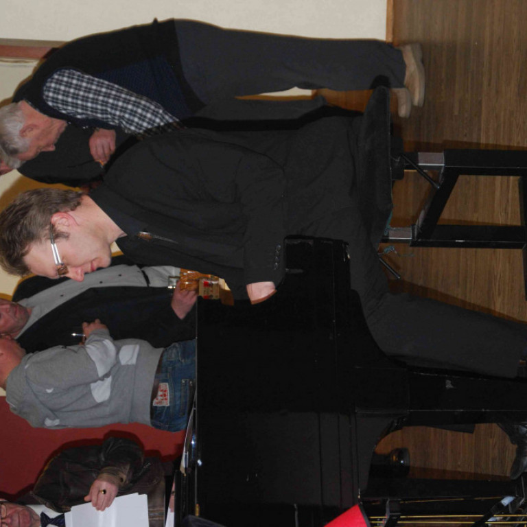 e918d1fed63160f0f39bdc141a41832d