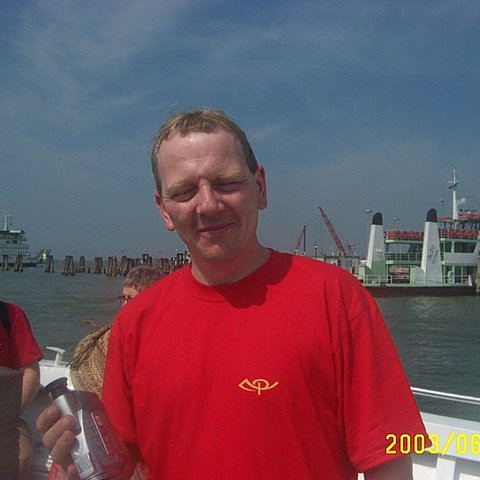 4ba6c6f138d57a5a876e5386c384ad92