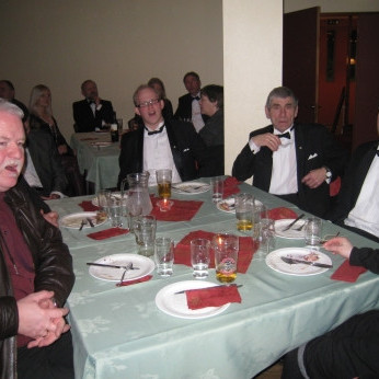 6118051472d8f260a5b6afdf211c1ec3