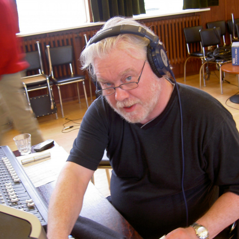 dfa2bcd5e735922b53974be594619ac9