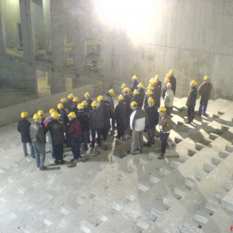 4c9f0c8aad537899315f48c57bd2fea9