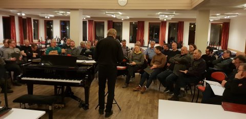 Einbeittir karlar á fyrstu æfingu ársins.