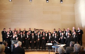 Karlakór Akureyrar-Geysir á vortónleikum í Hömrum. Mynd: Tómas Guðmundsson